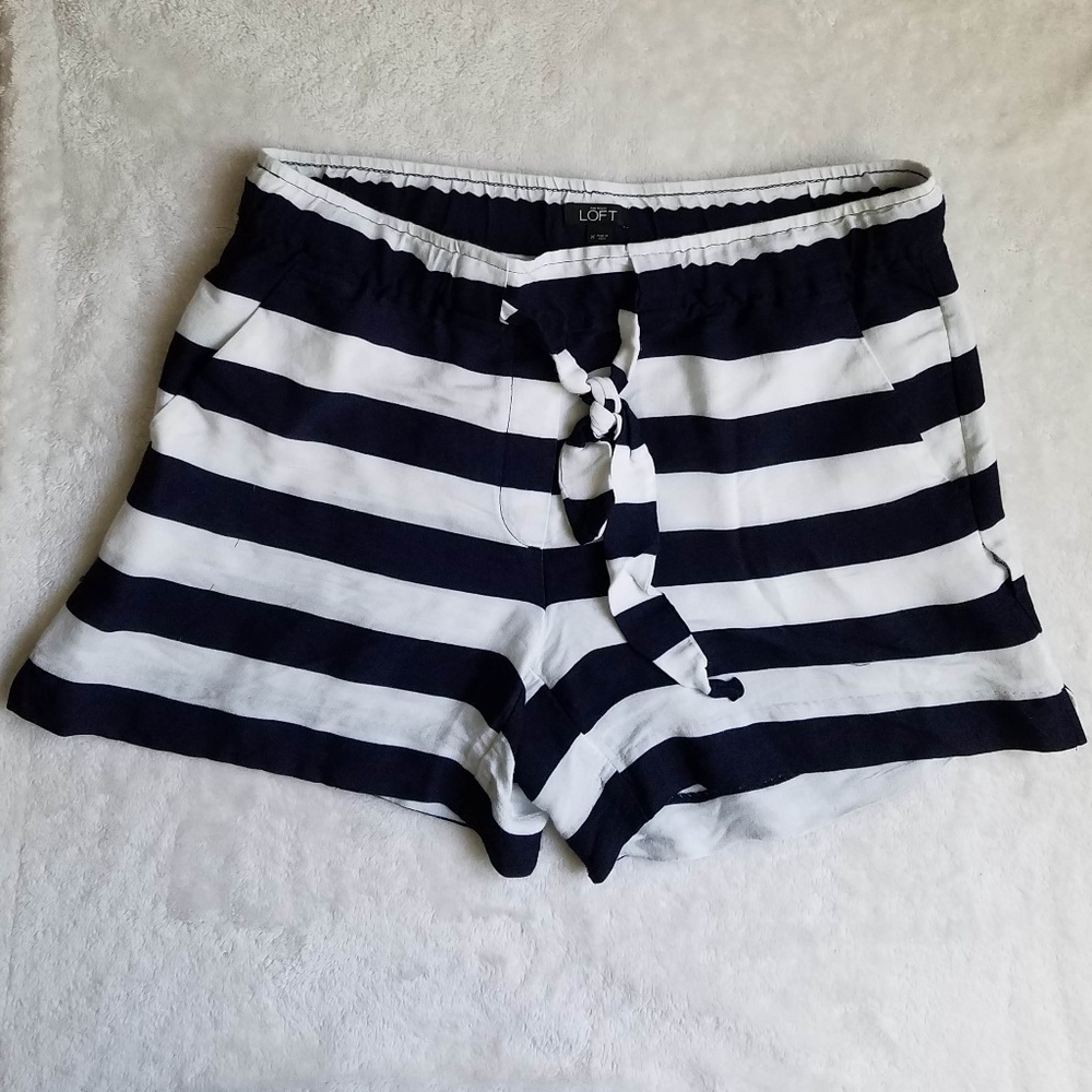 LOFT Nautical Elastic Waist Shorts 5” Inseam NWOT - Picture 2 of 8